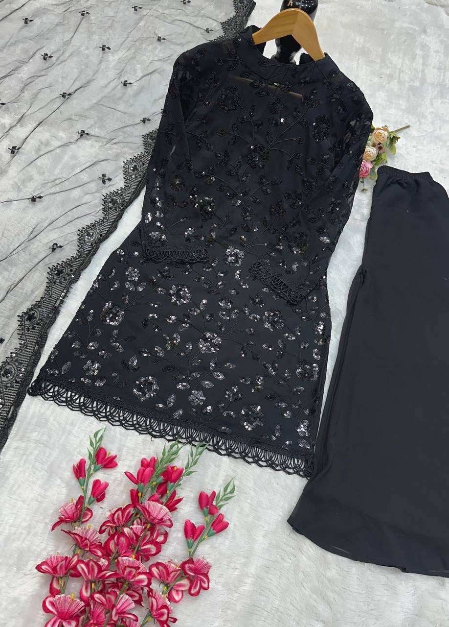 Salma Gharara/Sharara Black