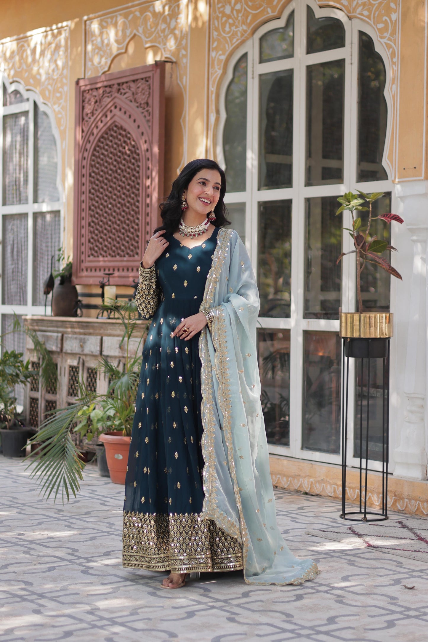 Lumi Anarkali