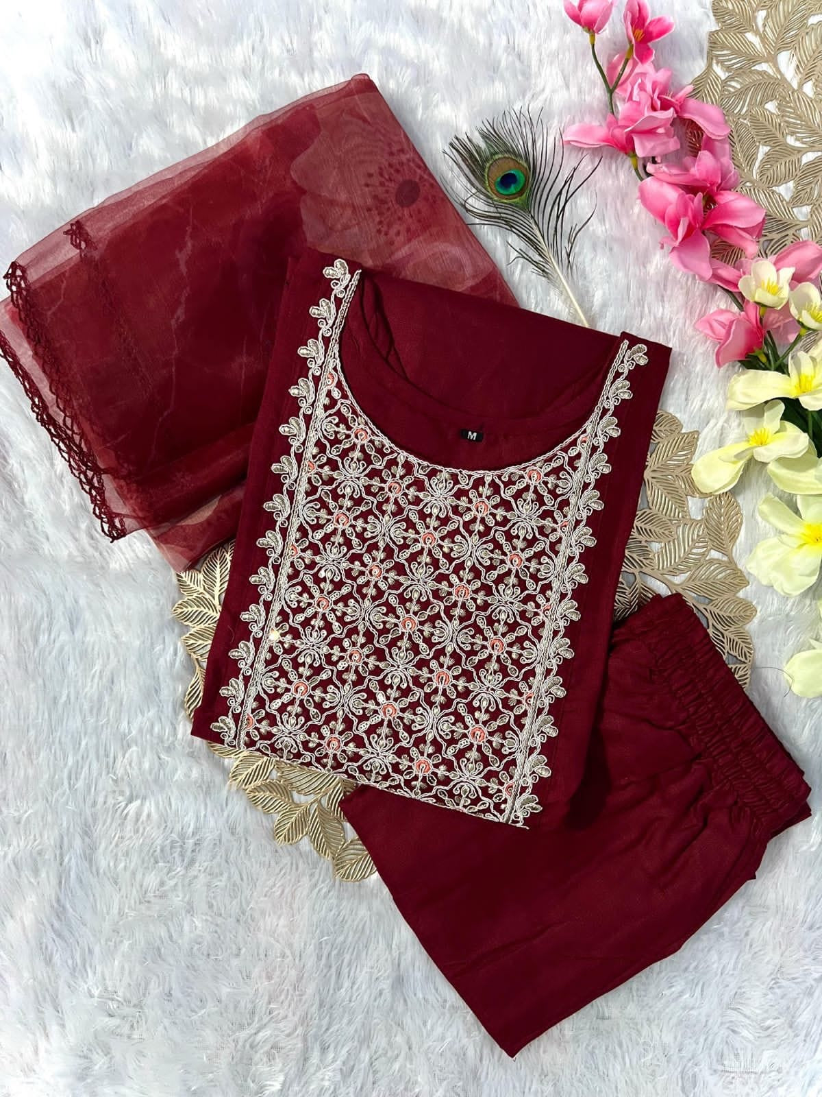 Divyam Kurti Set Maroon