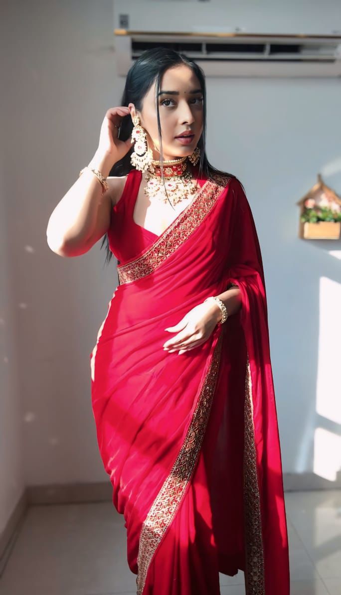 Vayshni Ready To Wear Saree Red