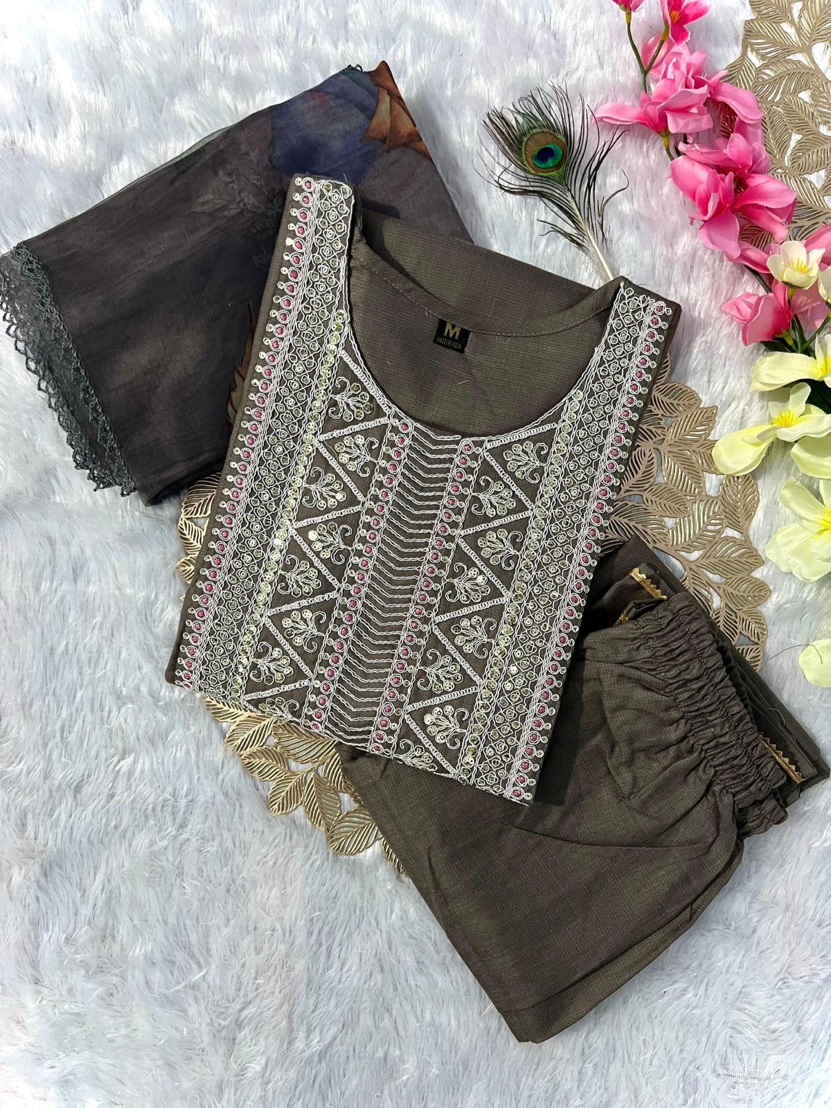 Divyam Kurti Set Grey