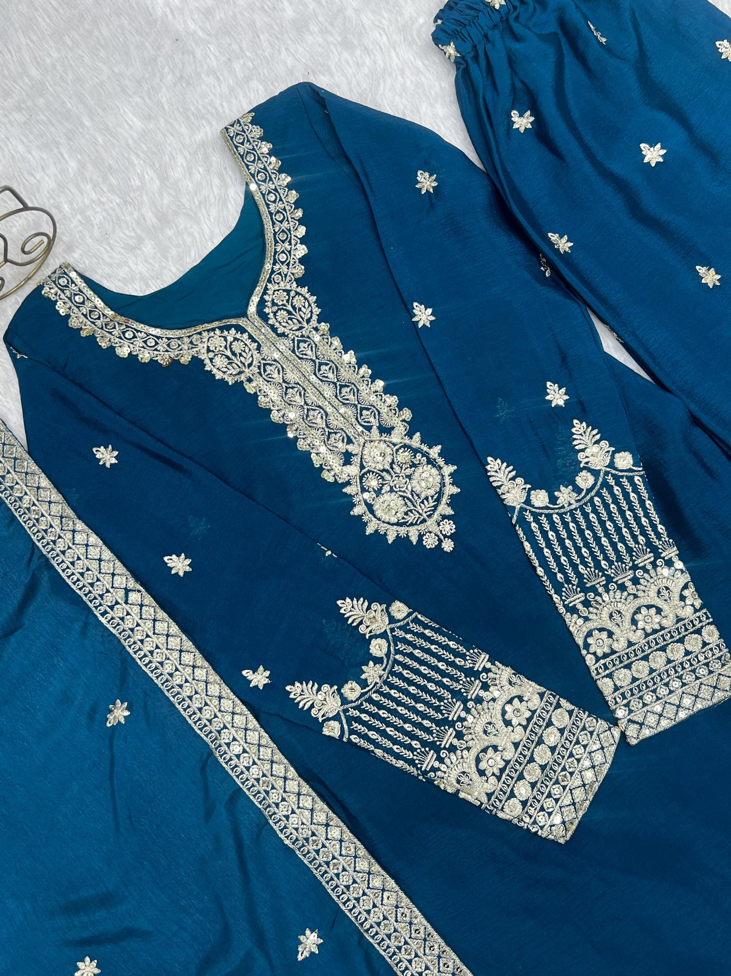 Nira Salwar