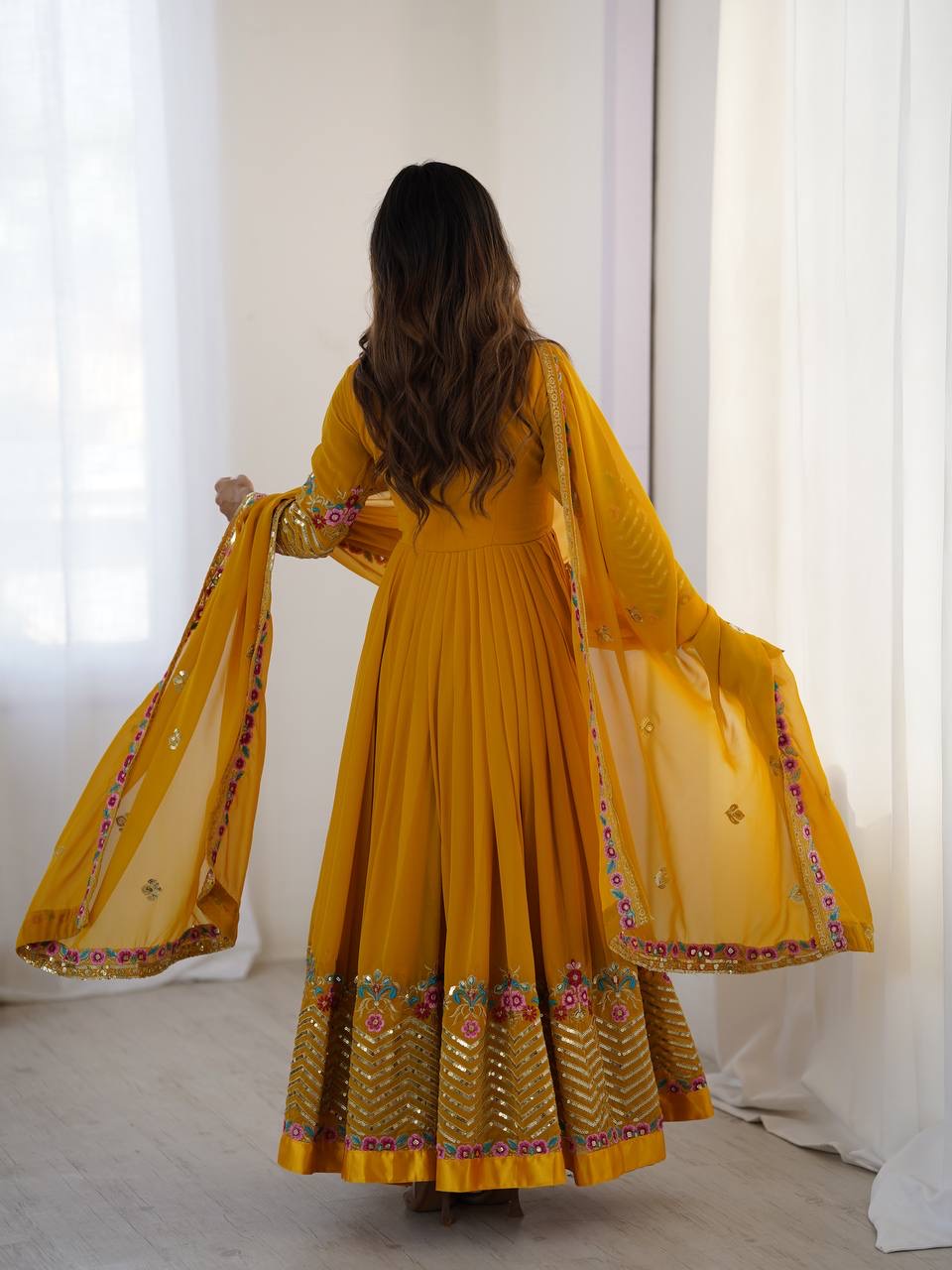 Anjali Anarkali