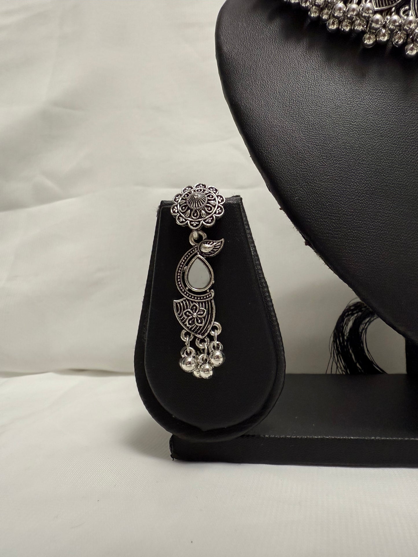 Silver Party Necklace 27