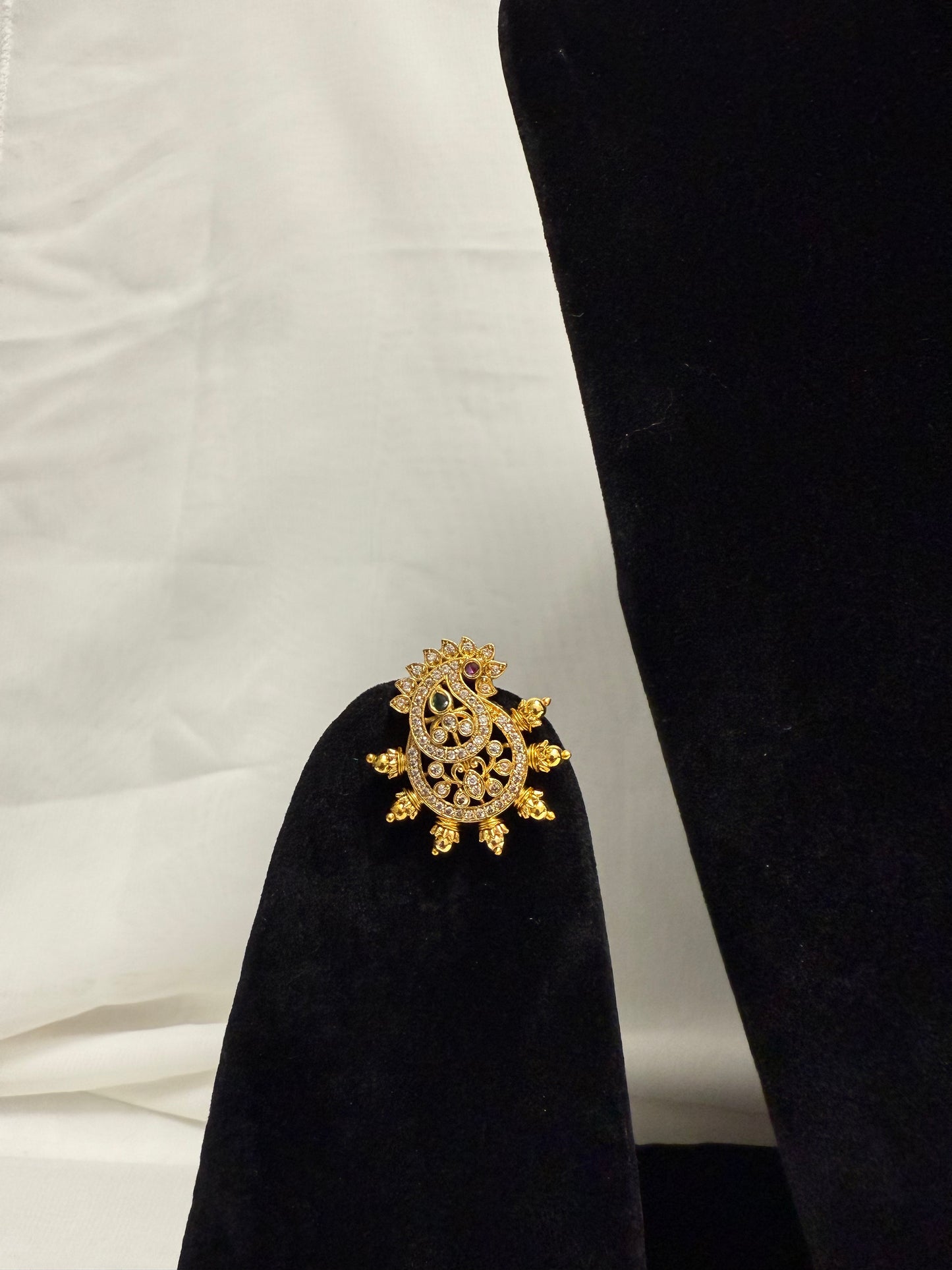 Gold Traditional Necklace 115