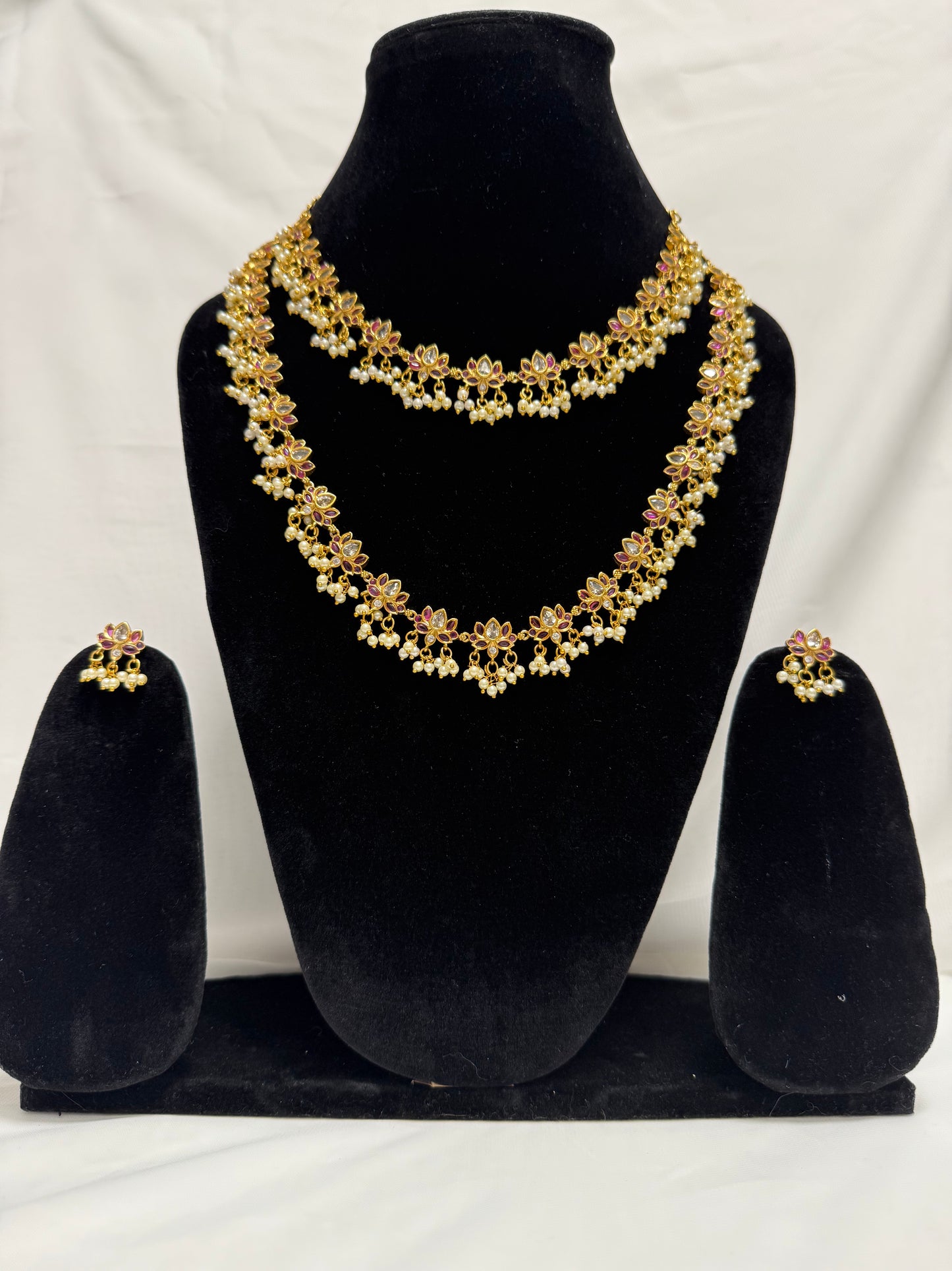 Gold Traditional Necklace 49