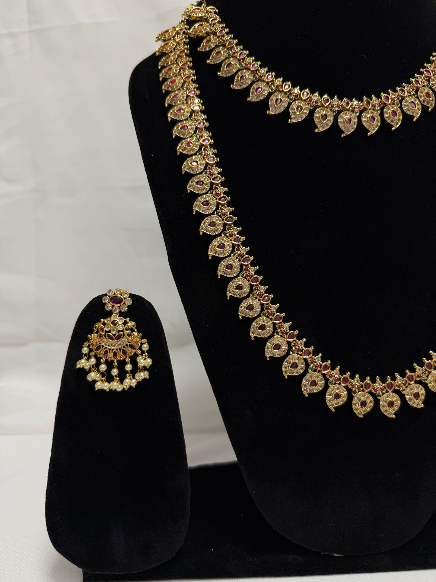 Gold Traditional Necklace 127