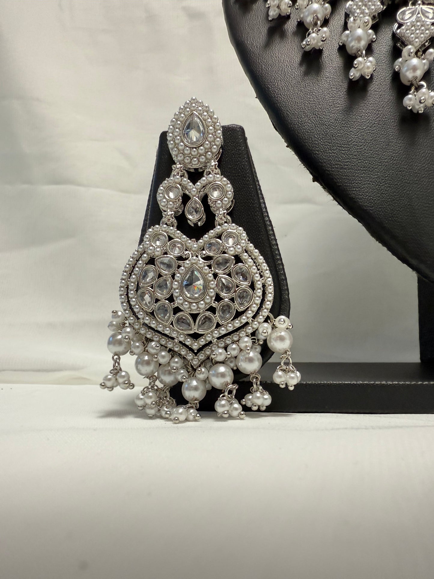 Silver Party Necklace 182