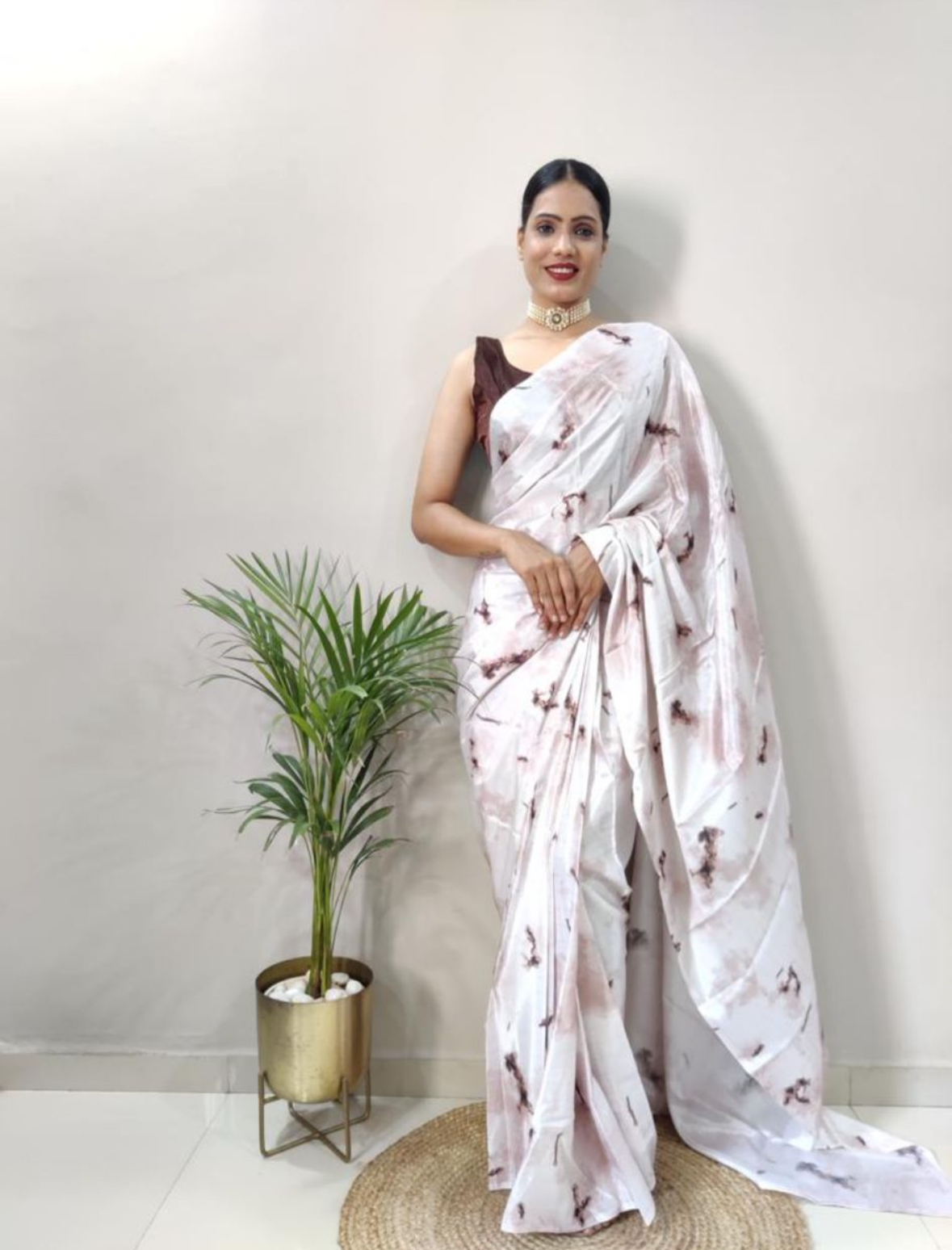 One Minute Saree White