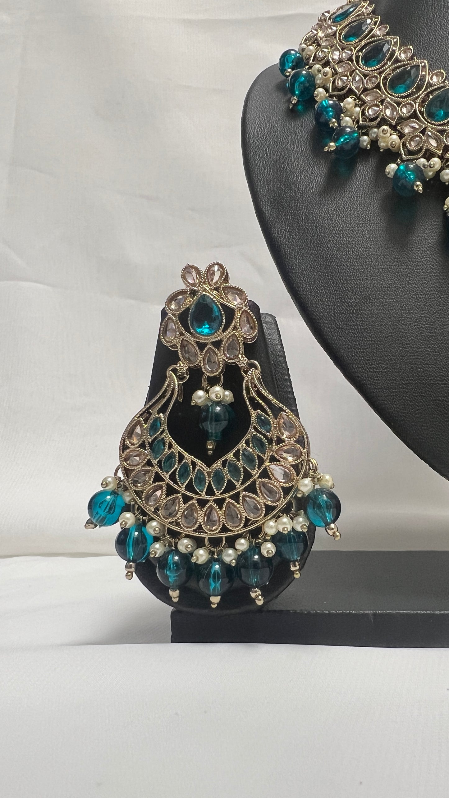 Turquoise Party Necklace 201