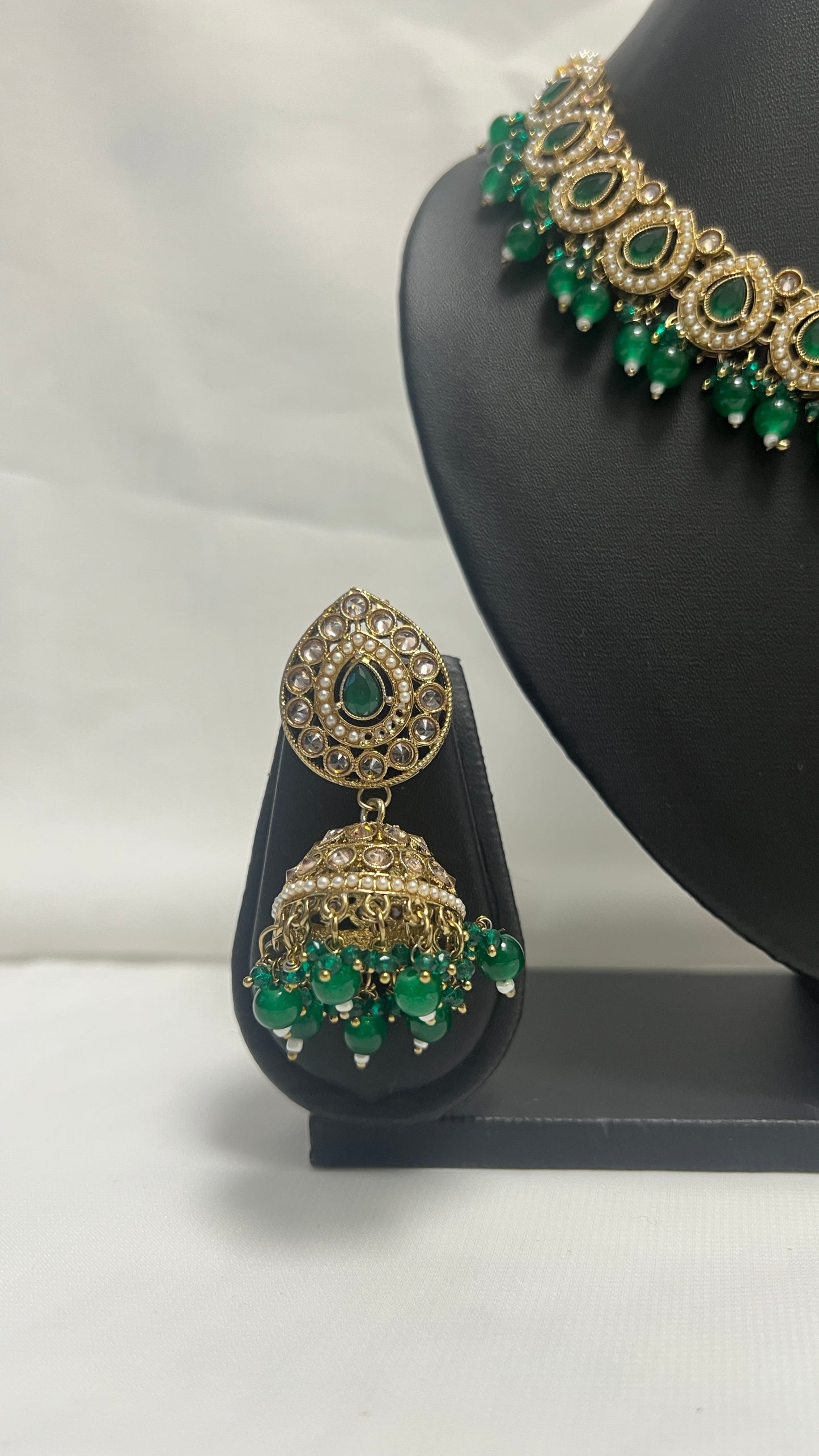 Green Party Necklace 57