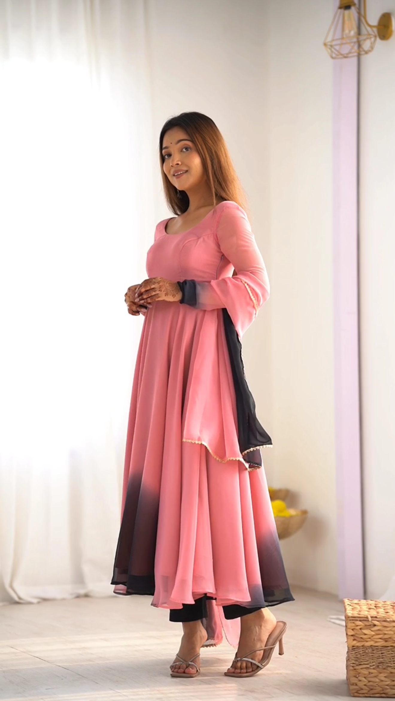 Arooj Rose Anarkali