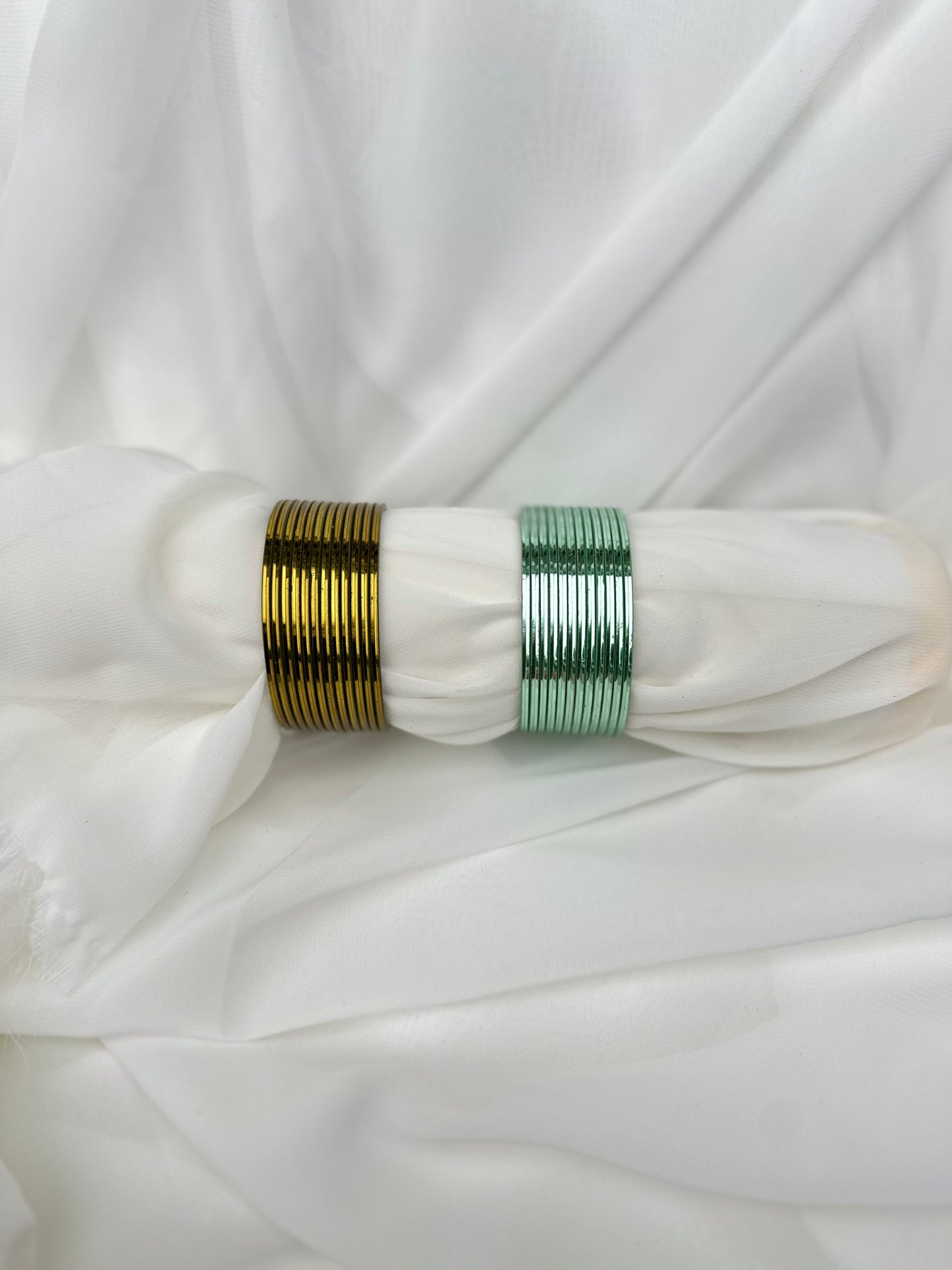 Metal One Hand Green