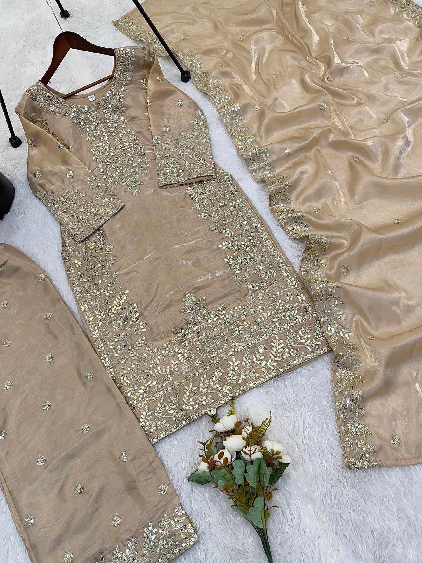 Laila Sharara Beige