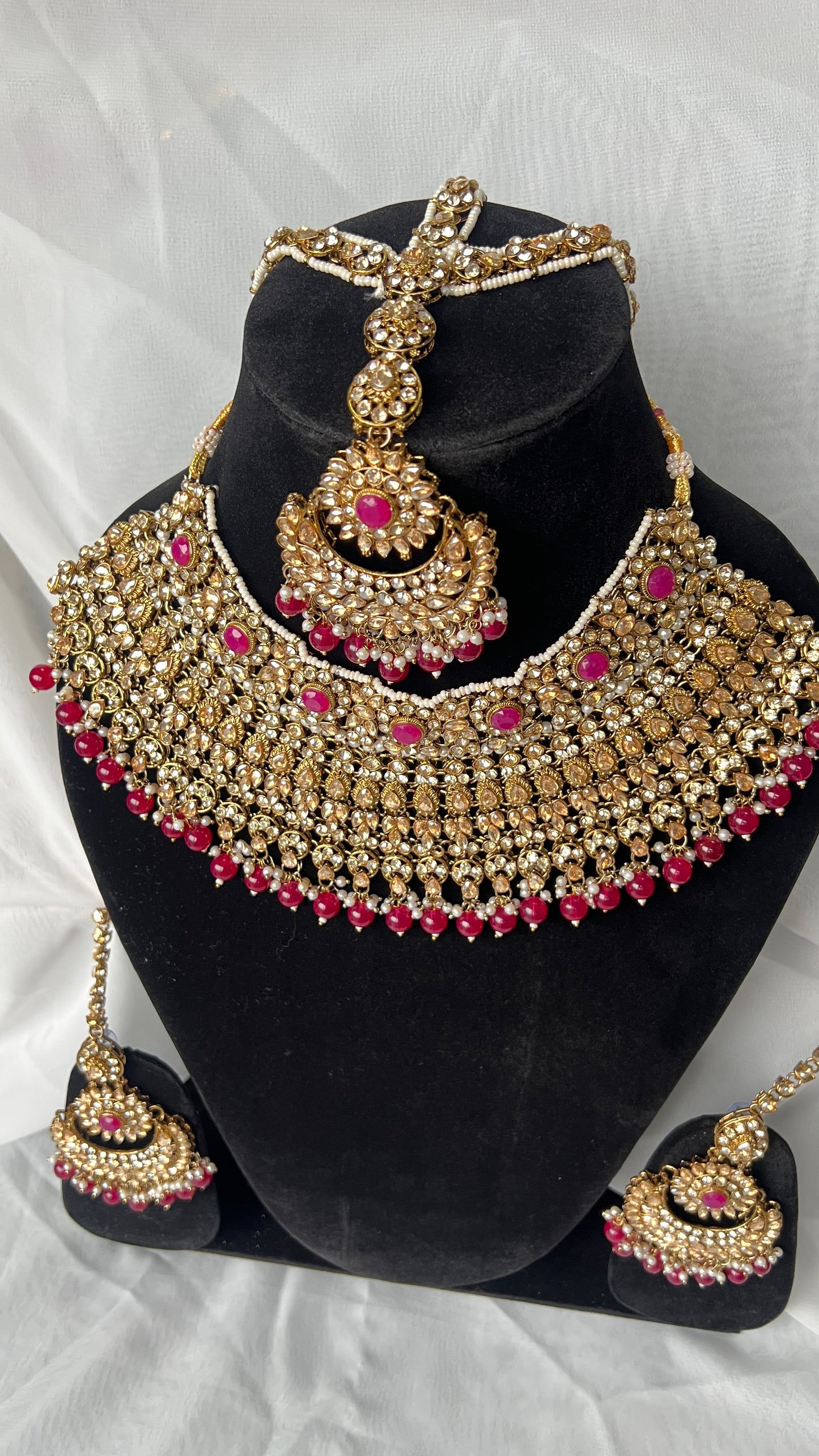 Bridal Choker Set Pink