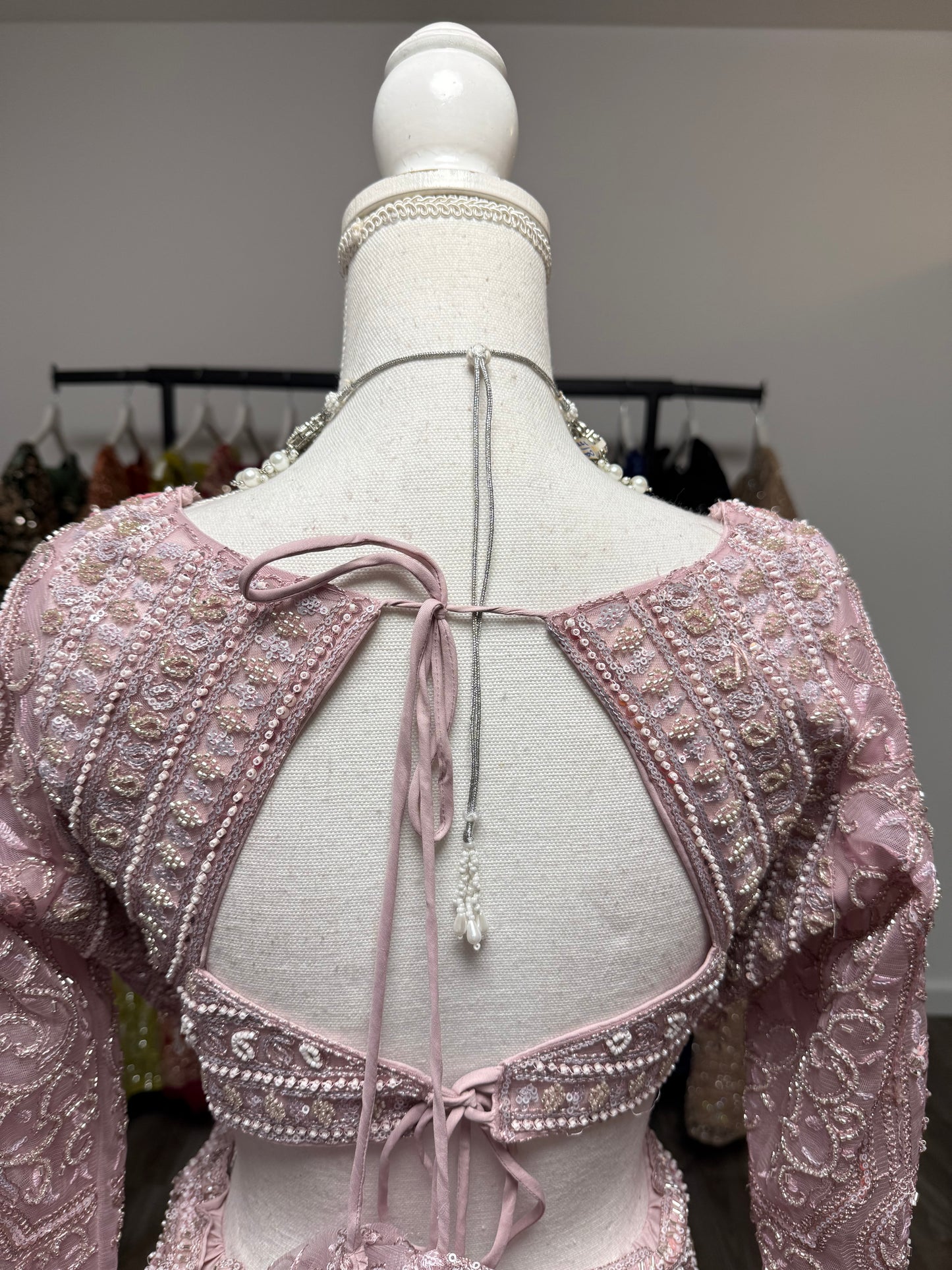 Veya Fully Stitched Rose