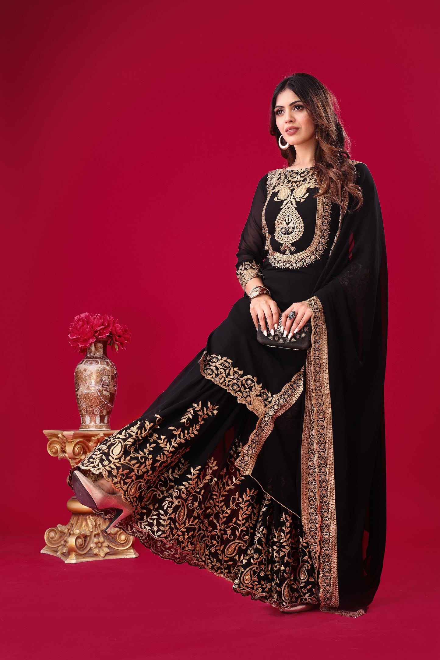Sultana Sharara Black