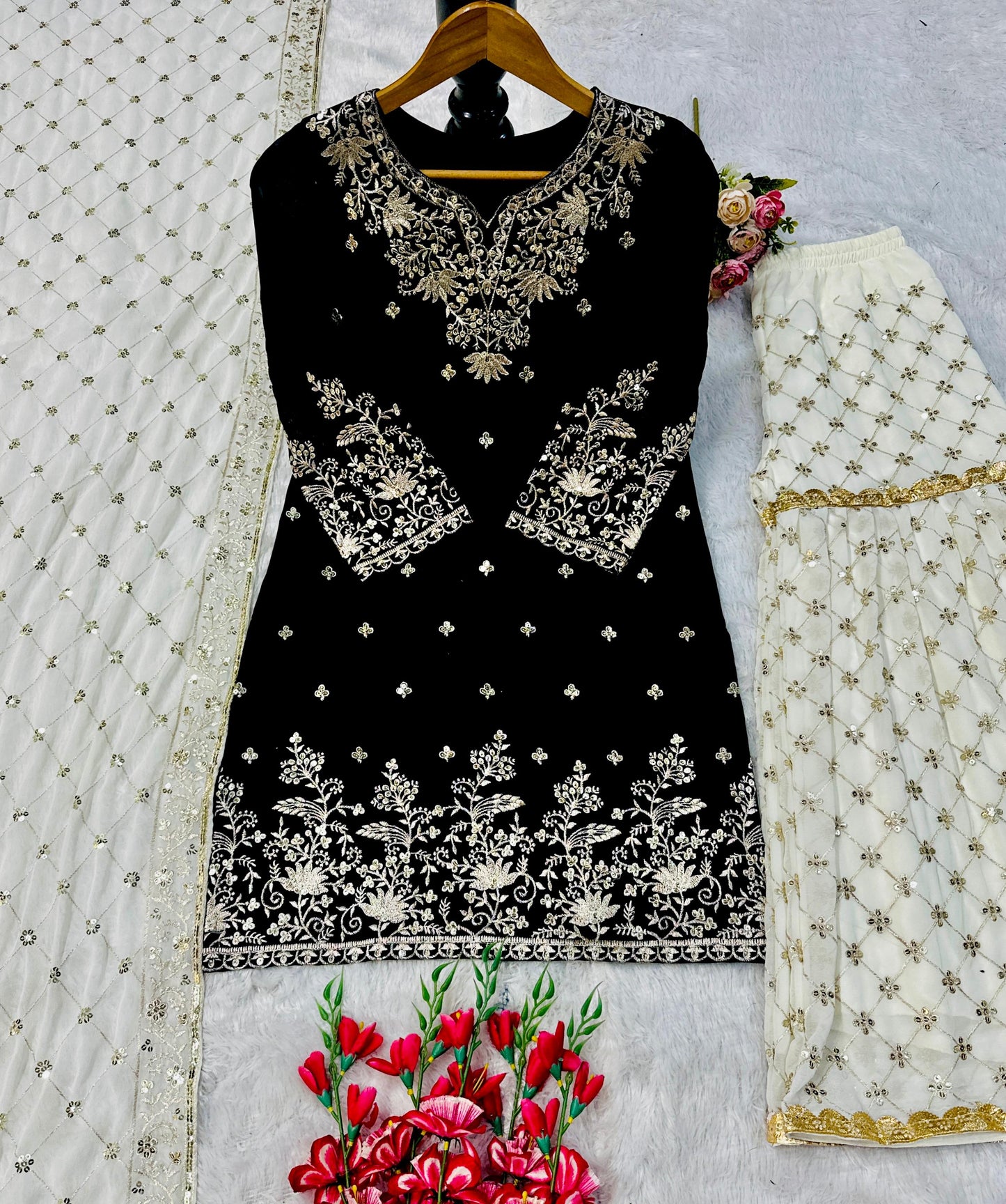 Liyana Sharara Black