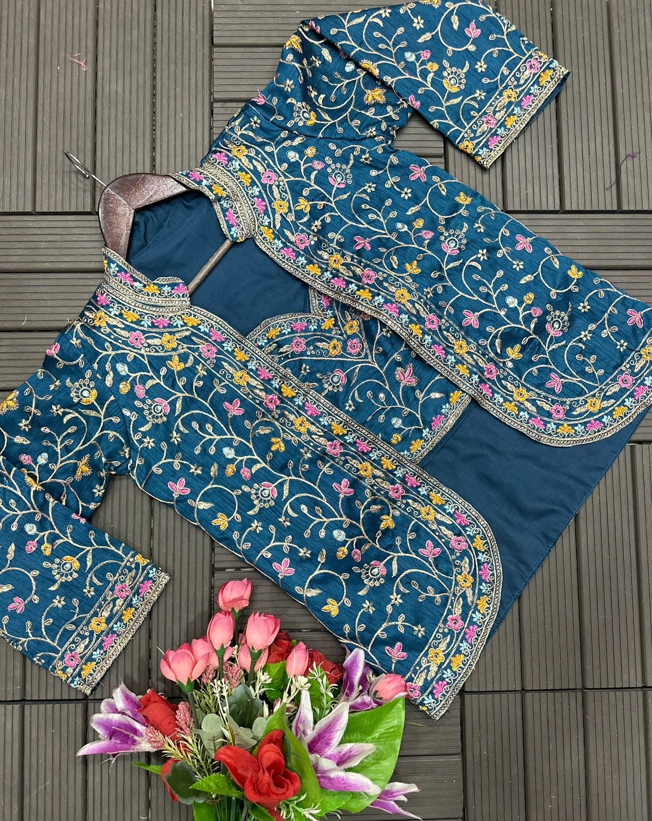 Ready to Wear with Readymade Blouse Blue Floral