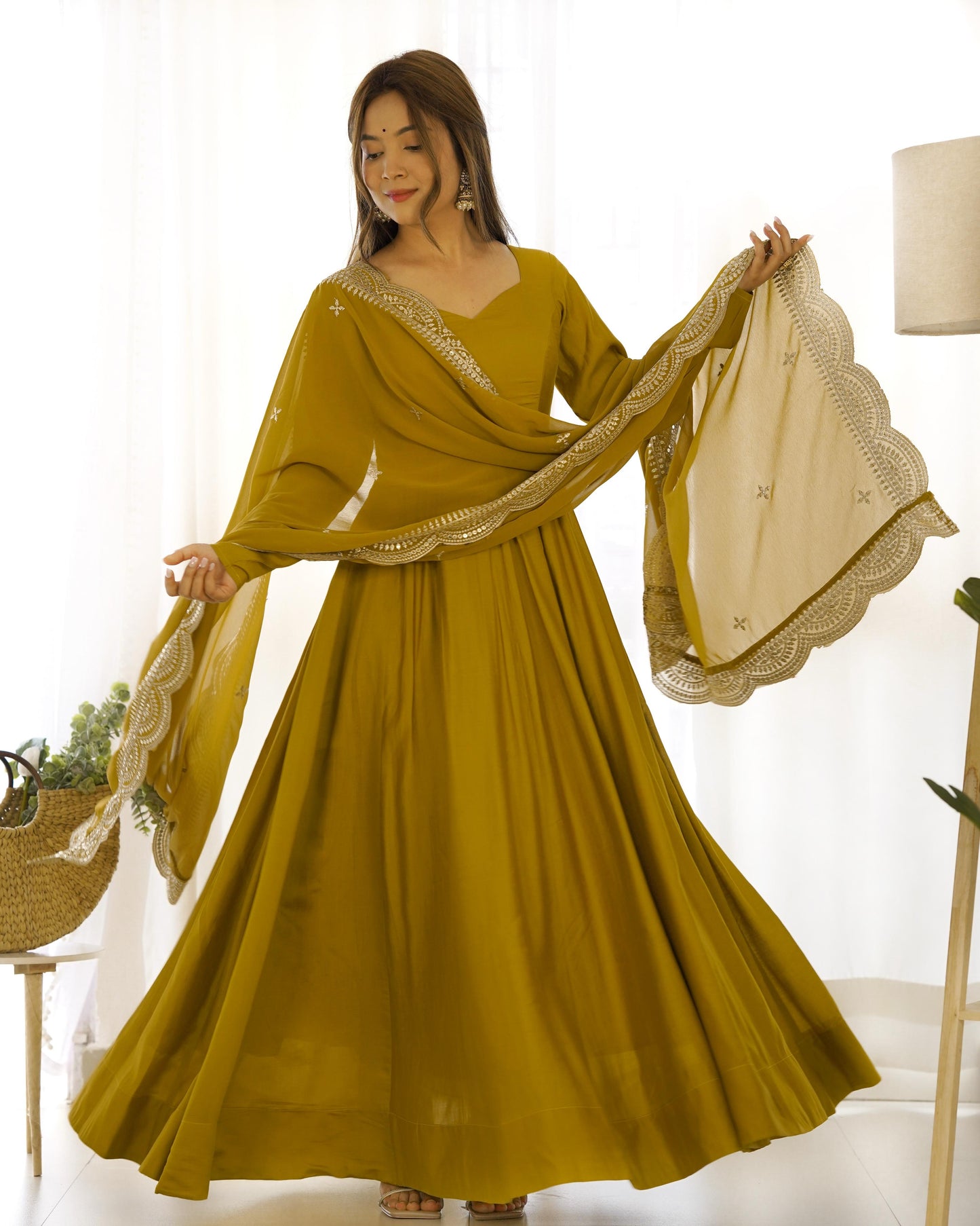 Elegant Yellow Anarkali