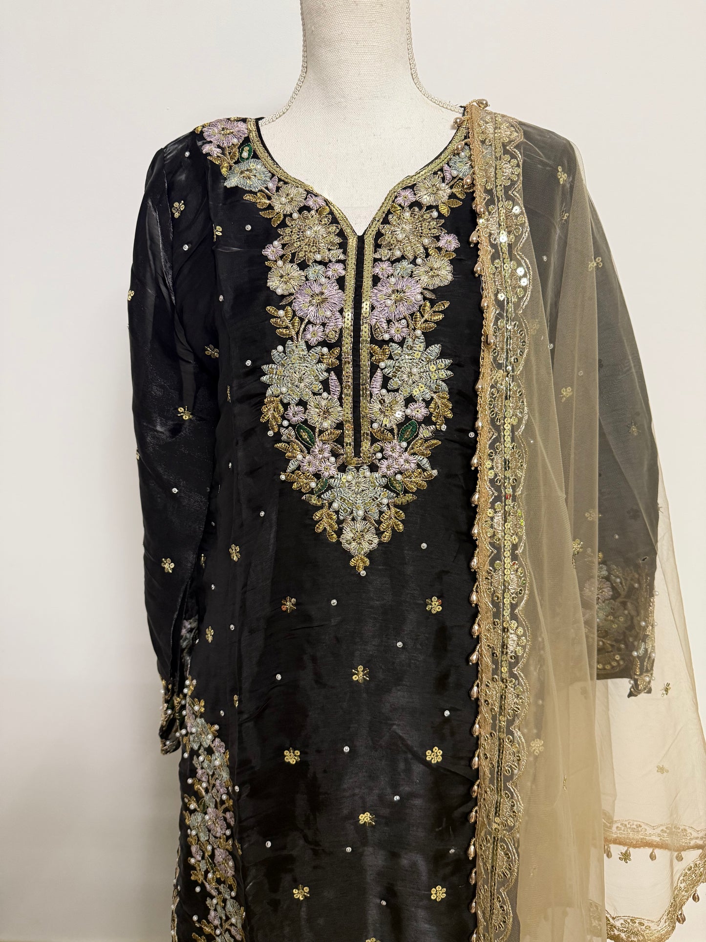 Jashn Sharara Black