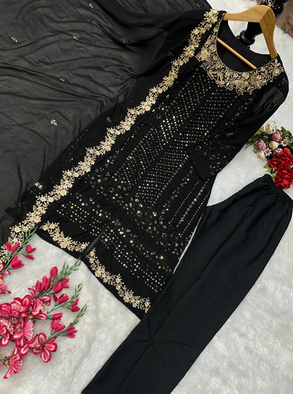 Fira Salwar