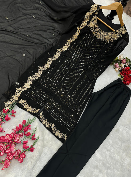 Fira Salwar