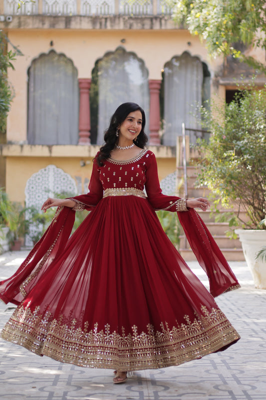 Kovi Anarkali Red