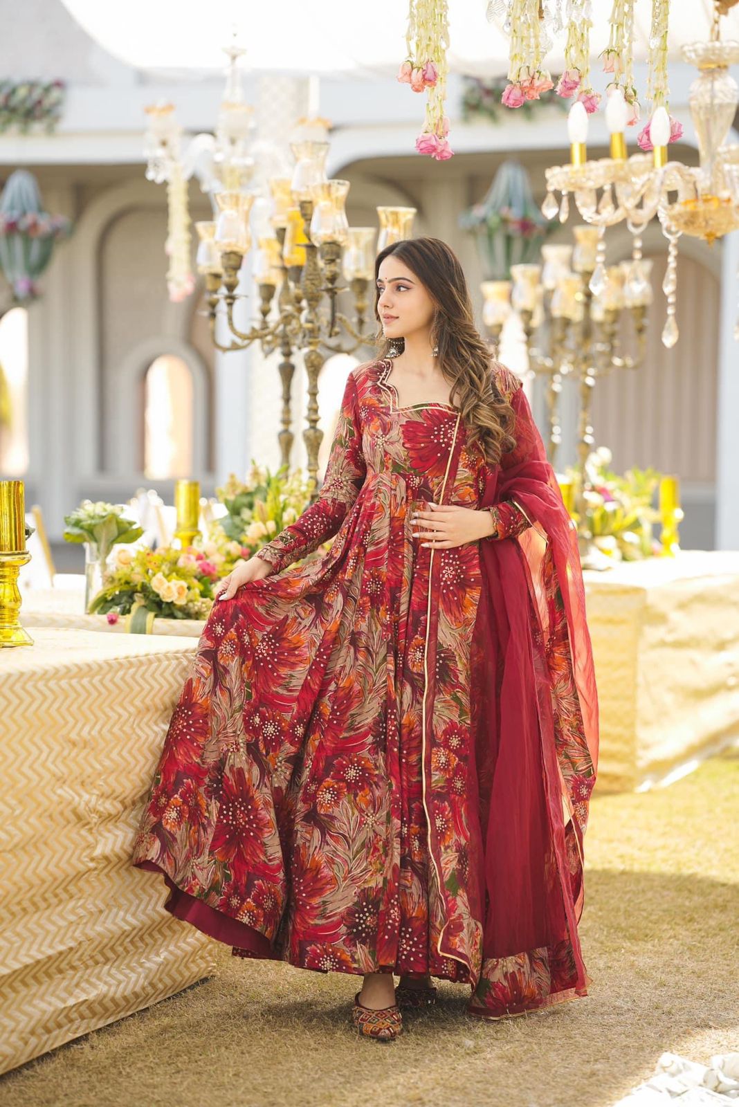 Red Salwar