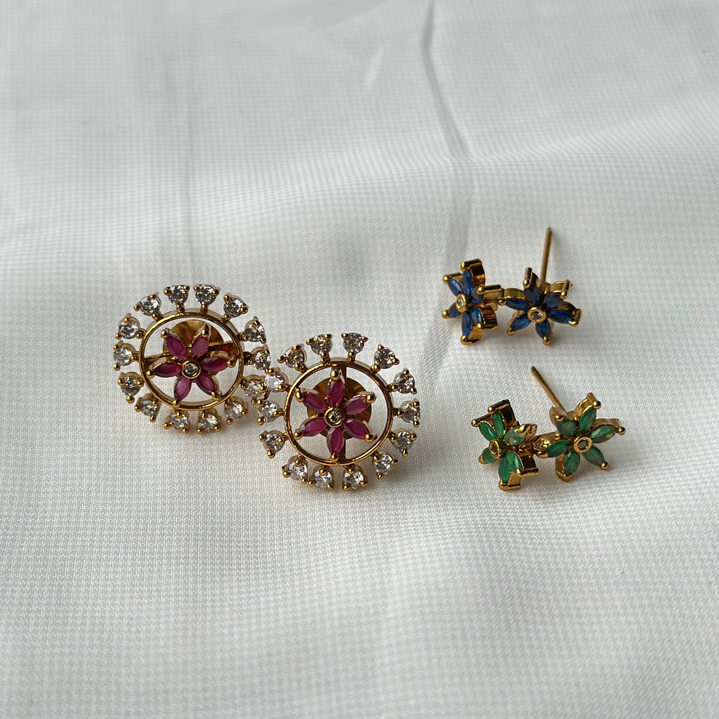 Gold Earrings With Changeable Stones