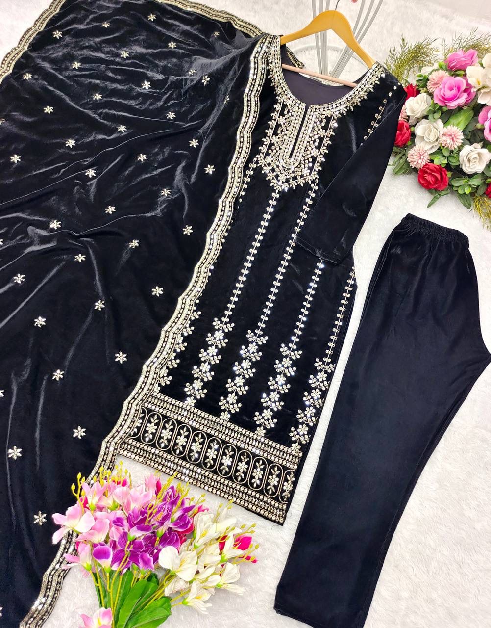 Aishani Velvet Salwar Black