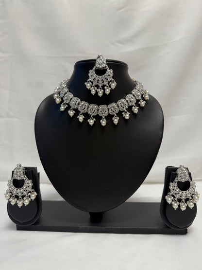 Silver Party Necklace 01