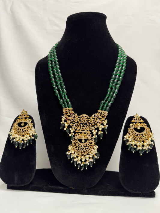 Green Party Necklace 25