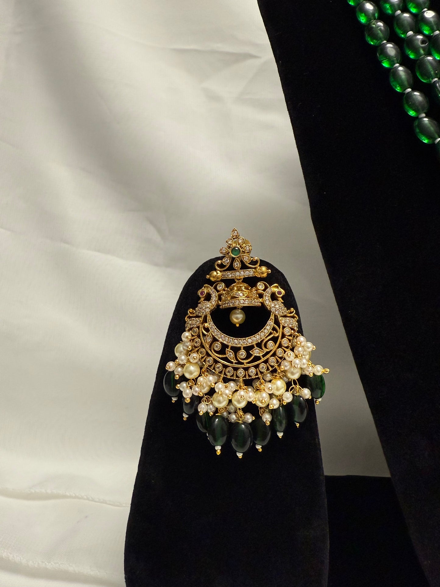 Green Party Necklace 25