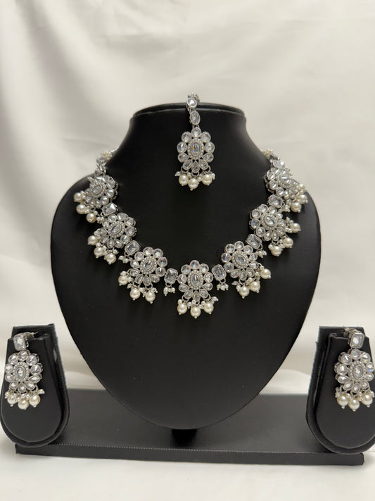 Silver Party Necklace 56