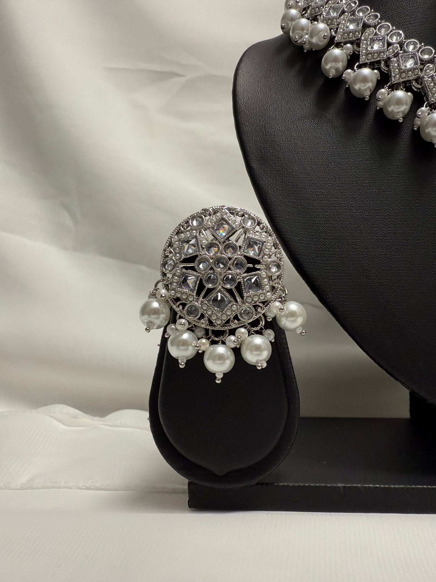 Silver Party Necklace 79