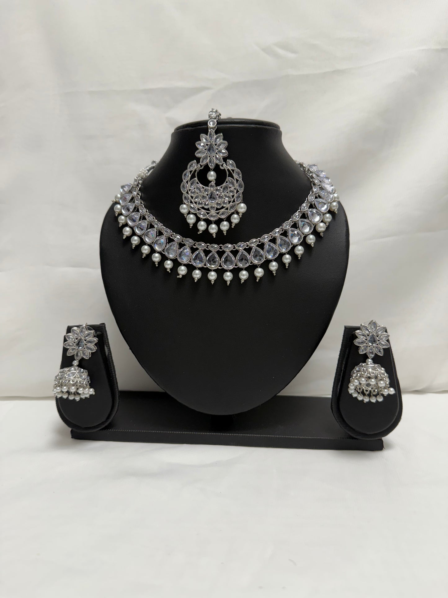 Silver Party Necklace 172