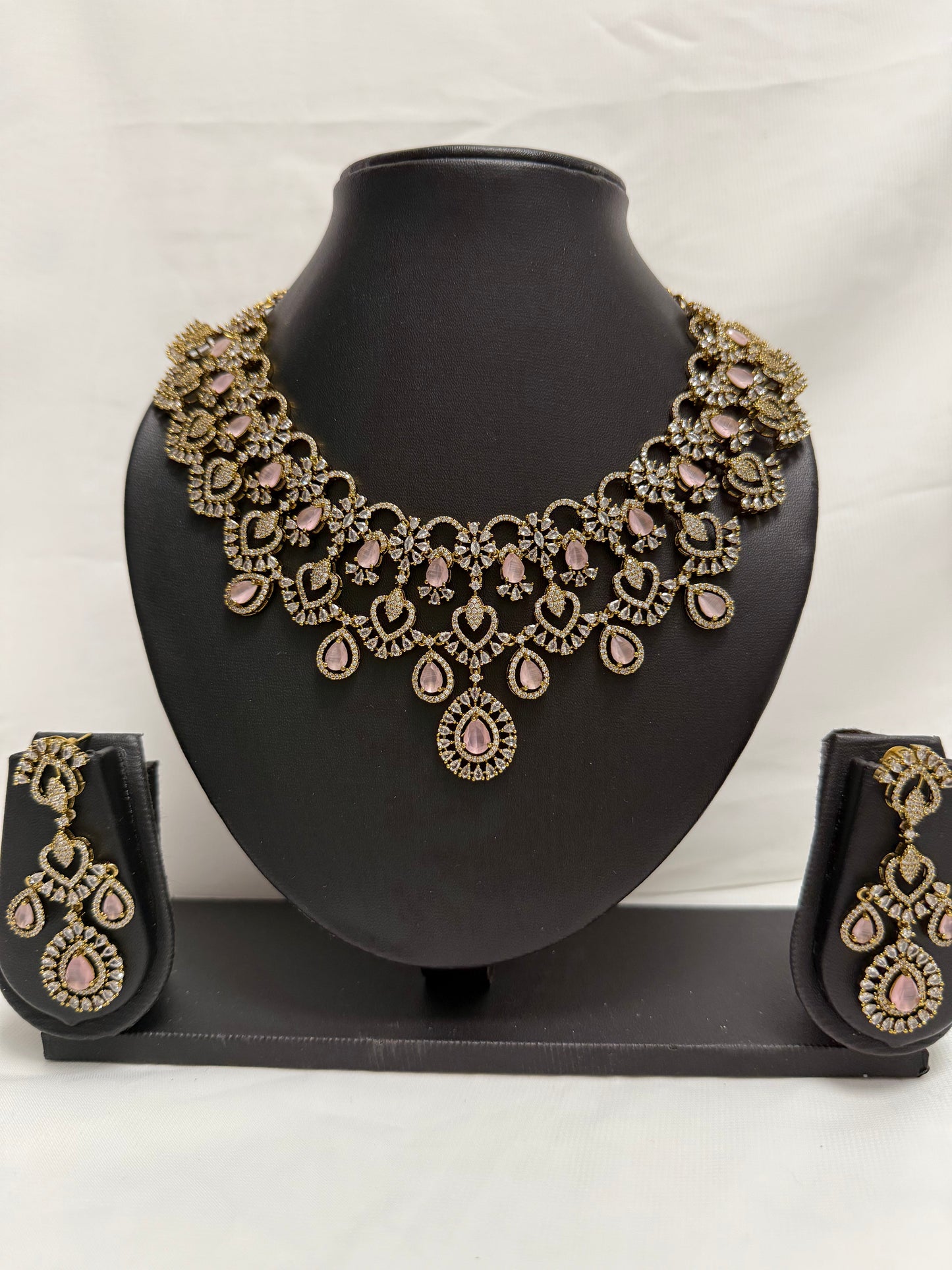 Rose Party Necklace 86