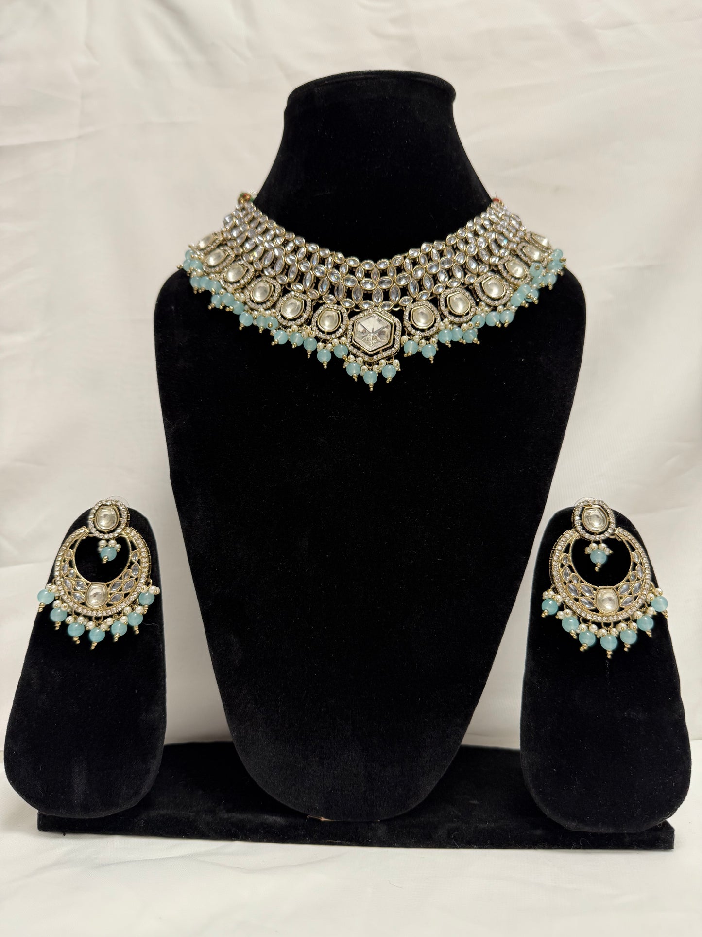 Blue Party Necklace 87