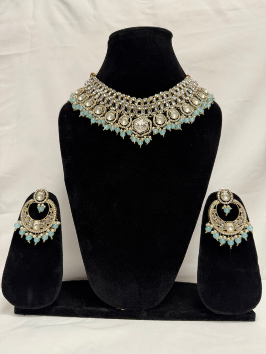 Blue Party Necklace 87