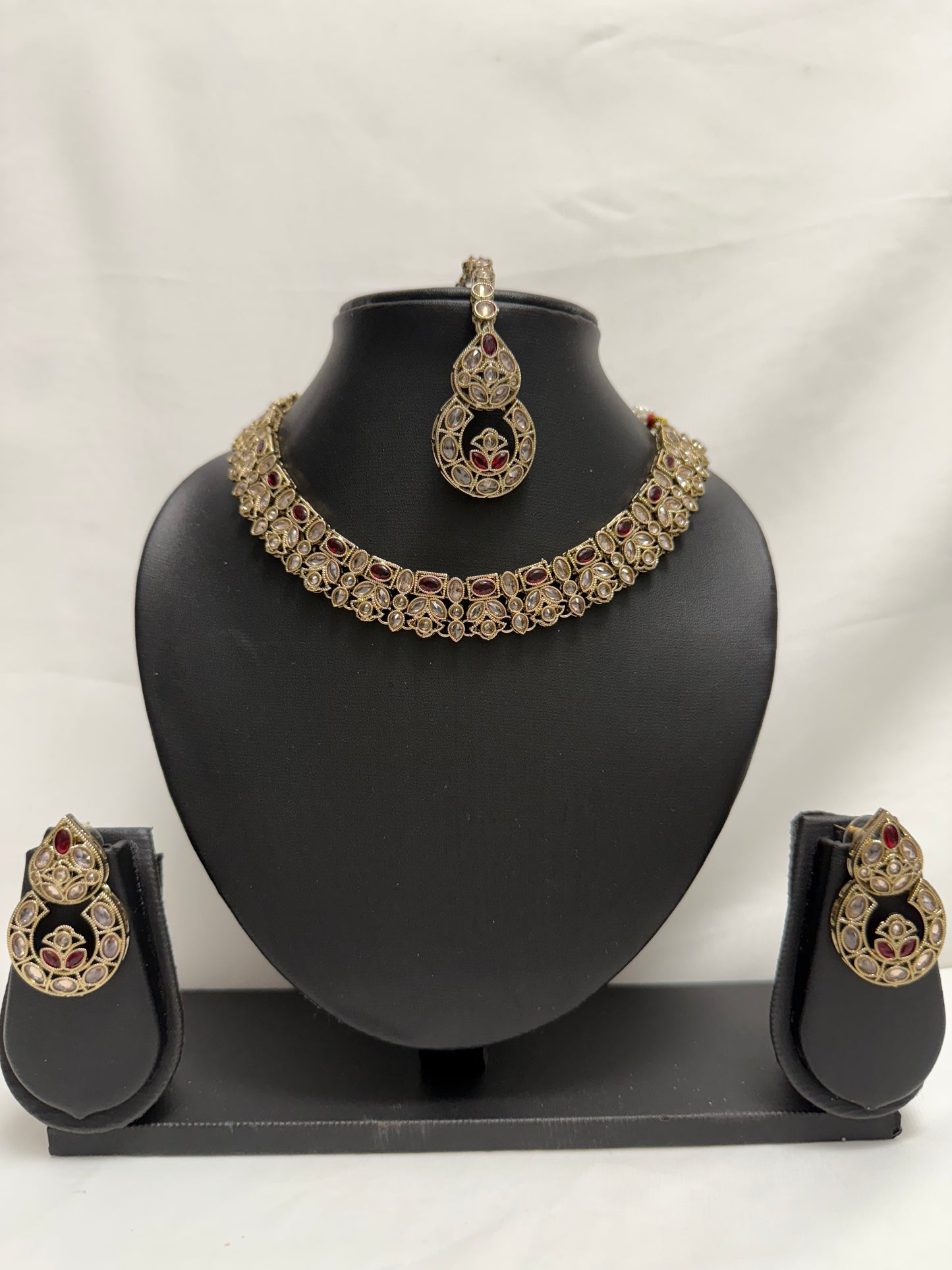 Red Party Necklace 30