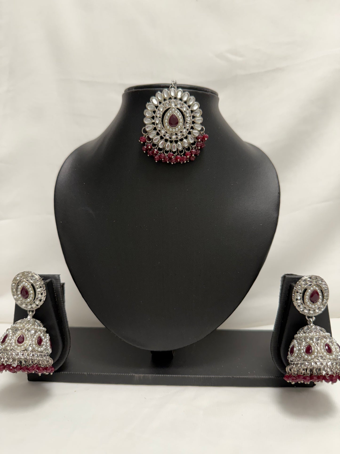 Red Earrings with Tikka 176