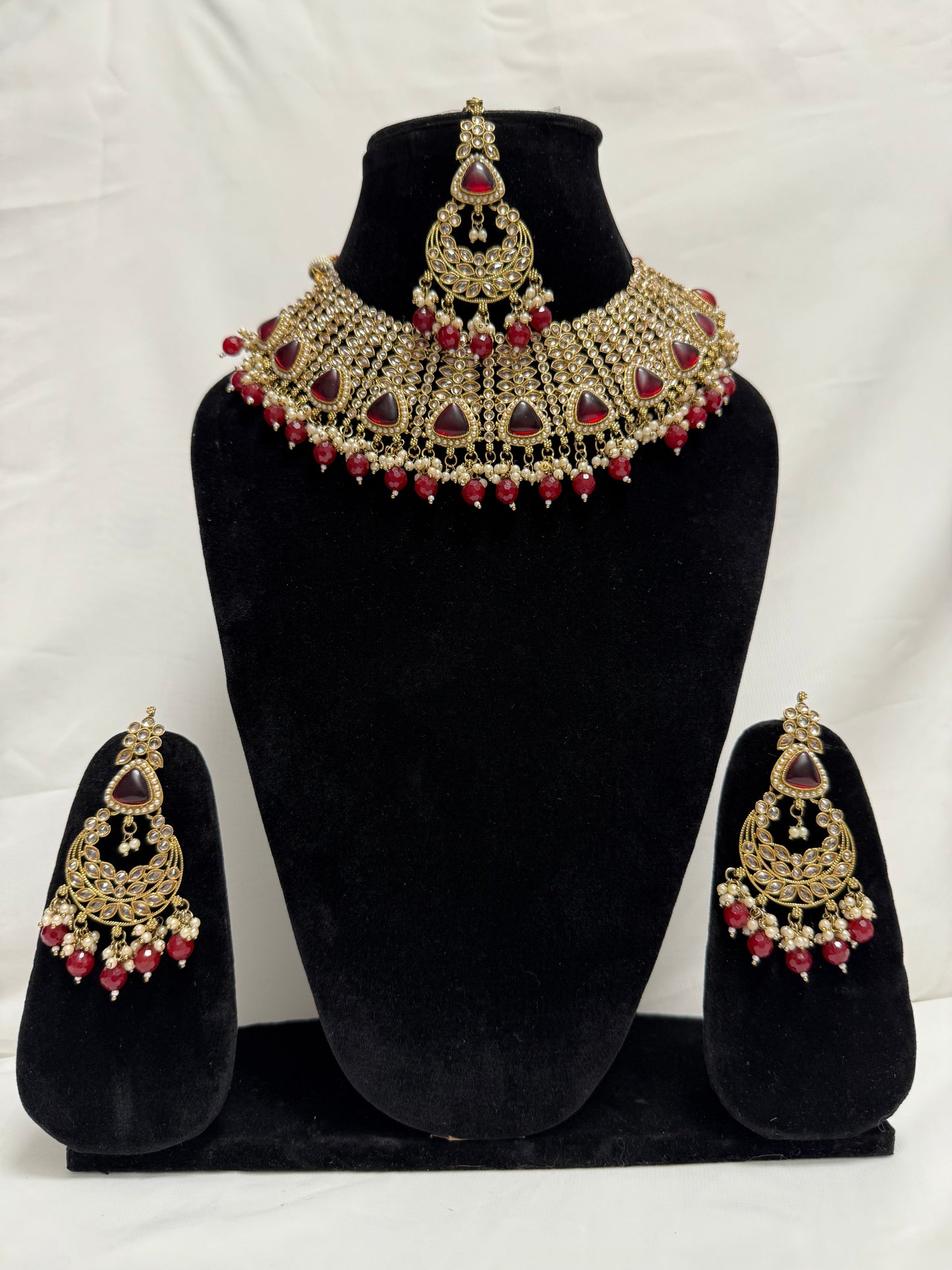 Red Party Necklace 177