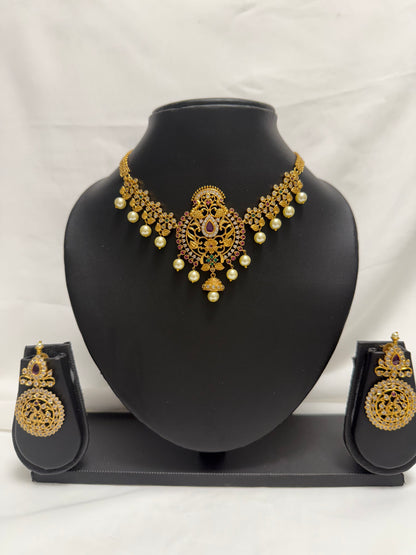 Gold Traditional Necklace 117