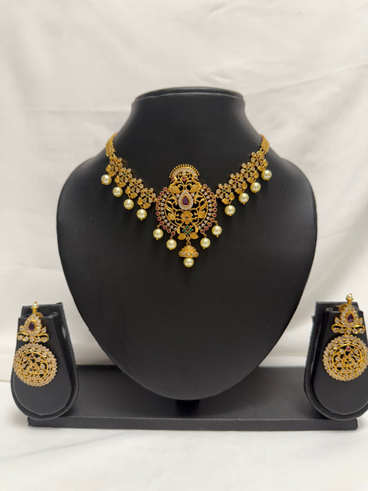 Gold Traditional Necklace 117