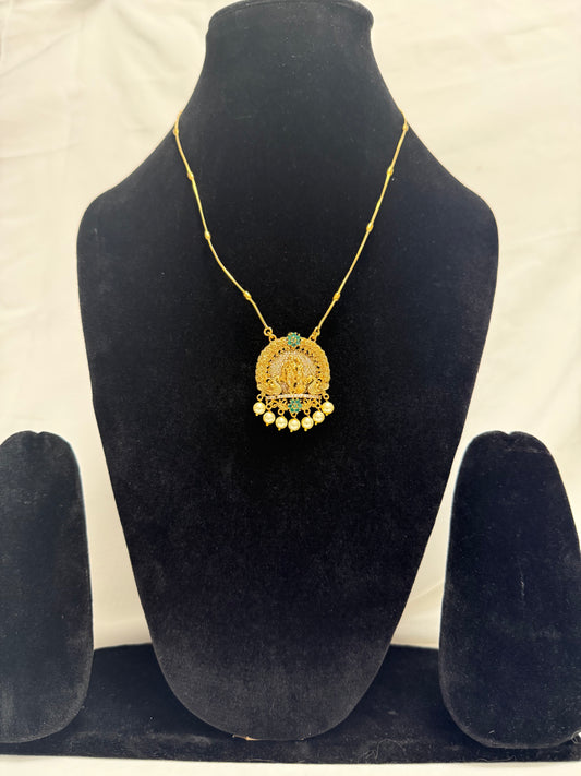 Gold Traditional Necklace 85