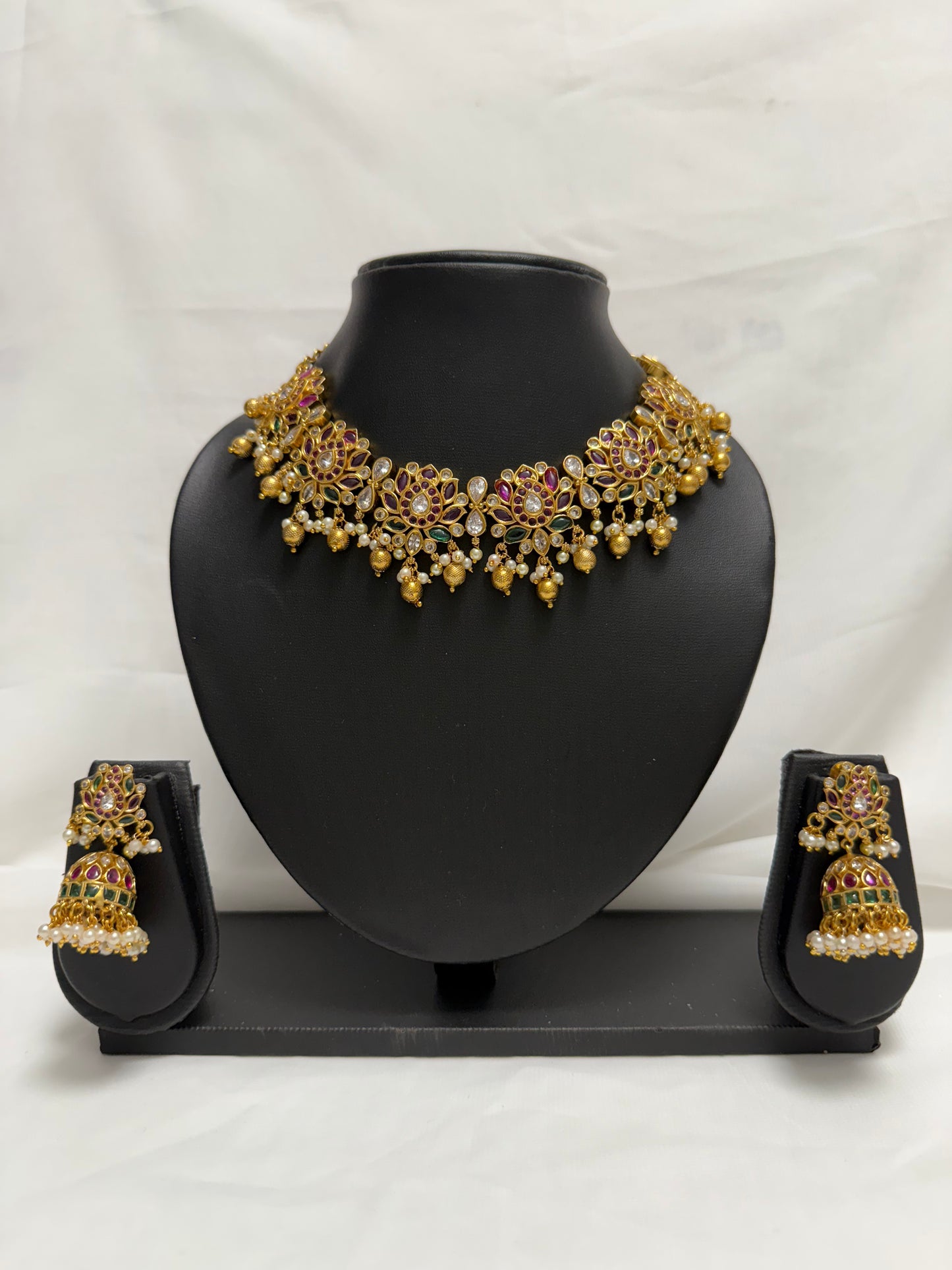 Gold Traditional Necklace 20