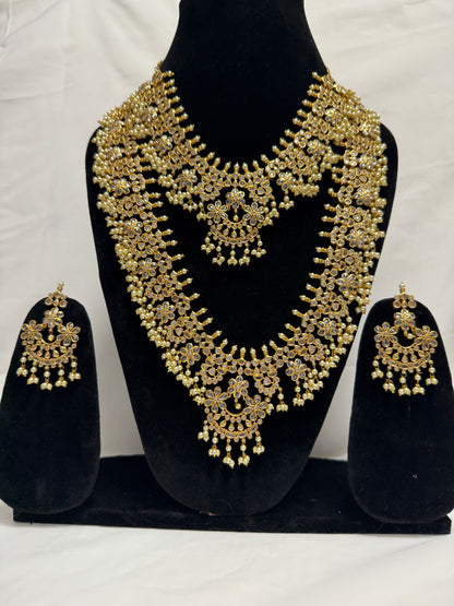 Gold Traditional Necklace 22