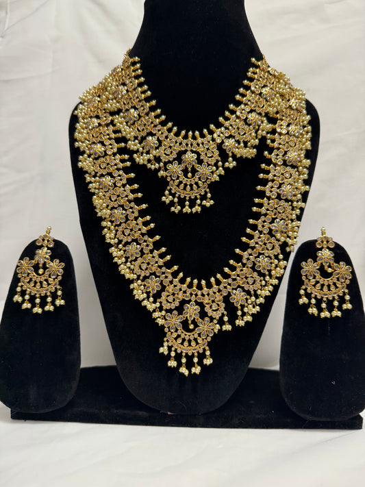 Gold Traditional Necklace 22