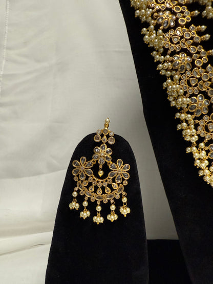 Gold Traditional Necklace 22